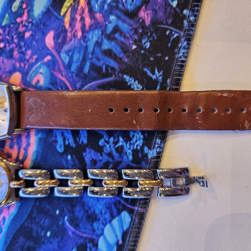VINTAGE  Watches with "Winnie the Pooh" Designs (TWO) - Picture 3 of 7